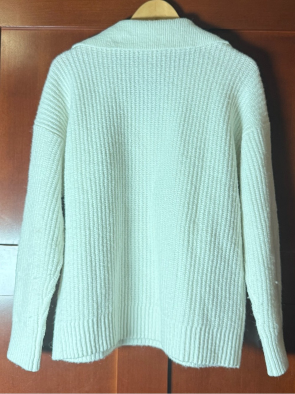 Nine West Cream Ribbed V-Neck Collared Sweater Size Large - Picture 9 of 9